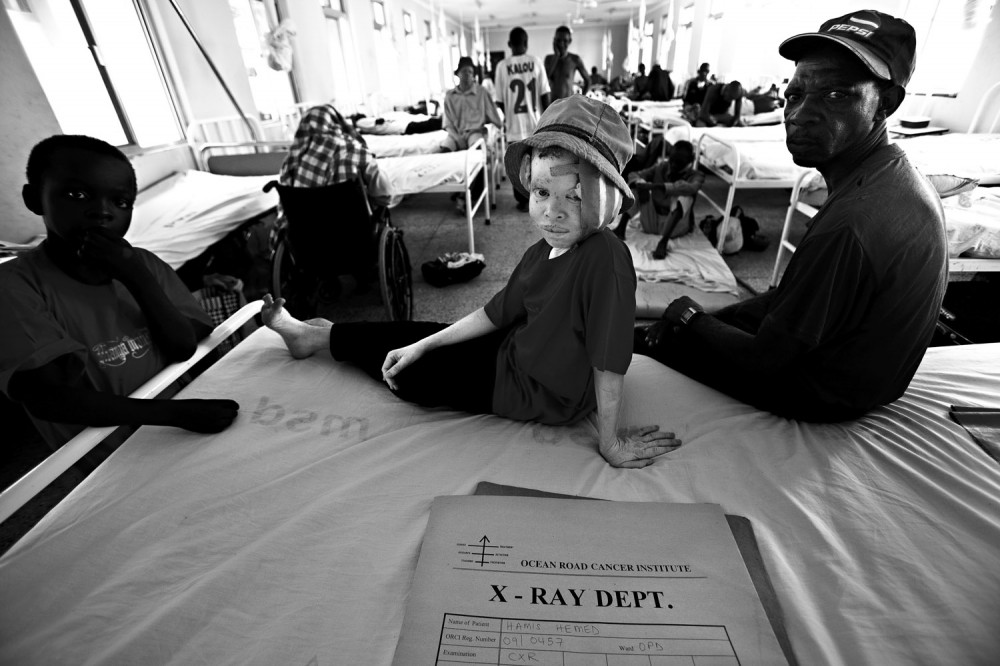 Art and Documentary Photography - Loading FVO-Albino-Killing-Tanzania-13.jpg