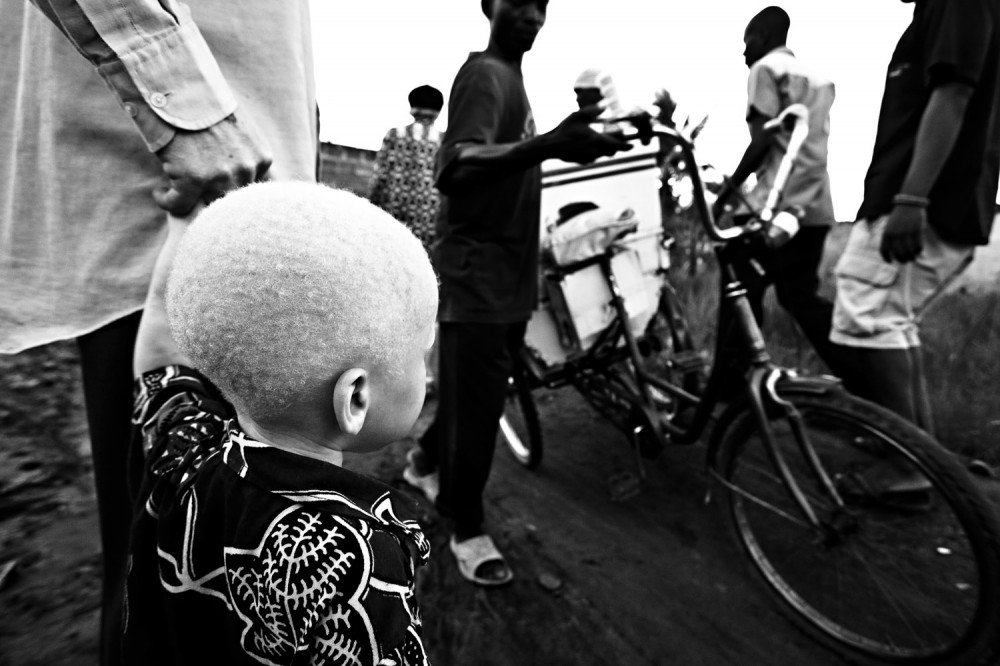 Art and Documentary Photography - Loading FVO-Albino-Killing-Tanzania-28.jpg