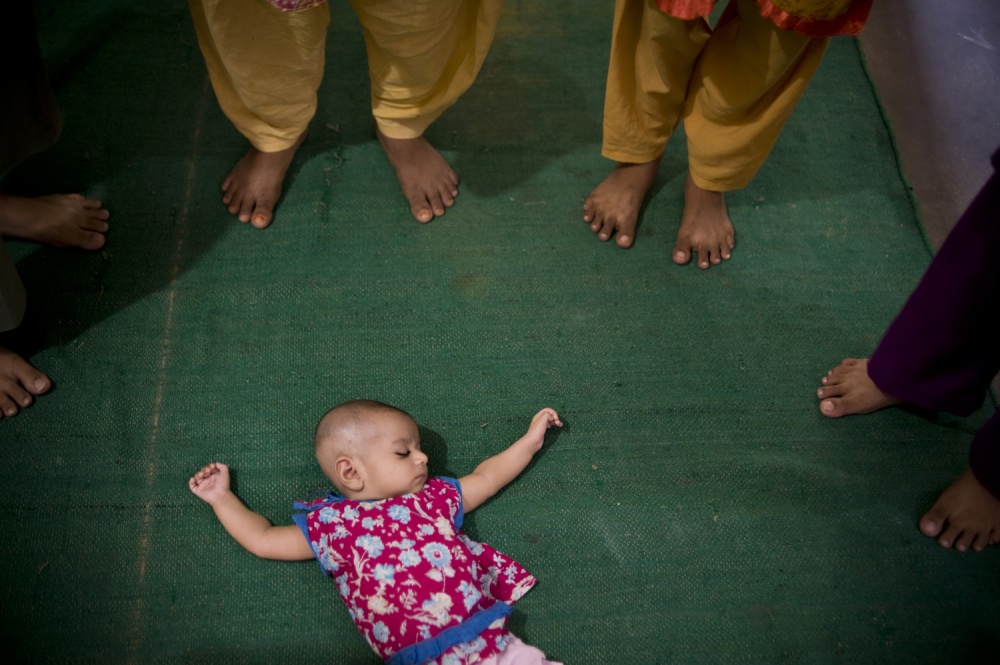 Art and Documentary Photography - Loading WMarijnissenRape05.jpg