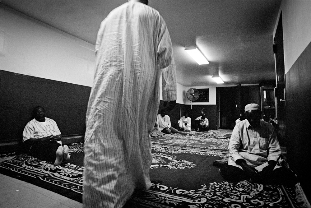 Art and Documentary Photography - Loading Babel the Urge to Pray_VPeretti_09.jpg