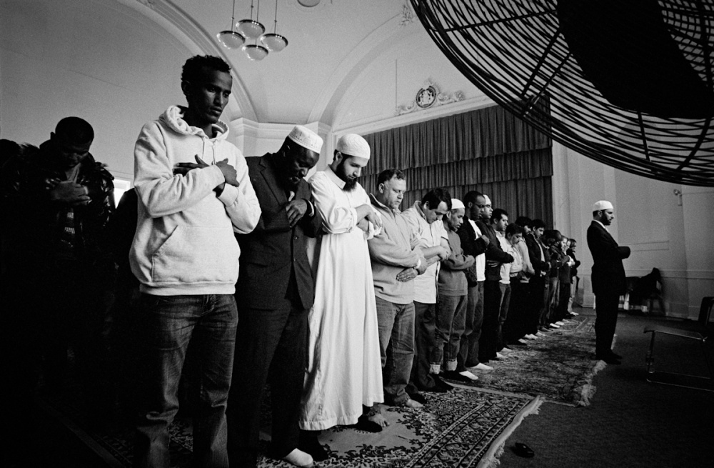 Art and Documentary Photography - Loading Babel the Urge to Pray_VPeretti_25.jpg